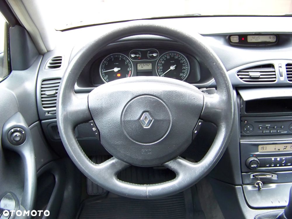 Renault Laguna 1.6 Expression - 15