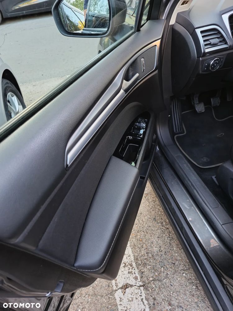 Ford Mondeo - 20