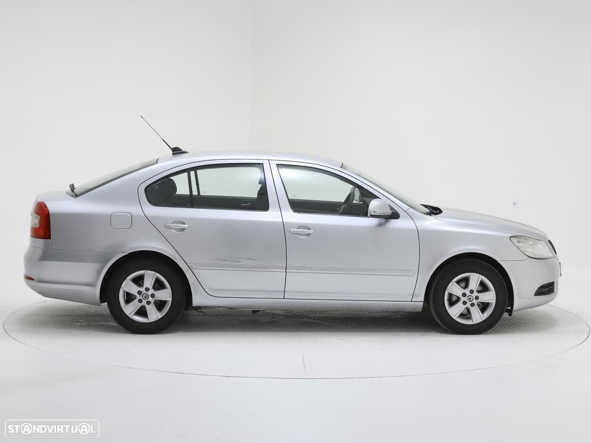 Skoda Octavia - 2