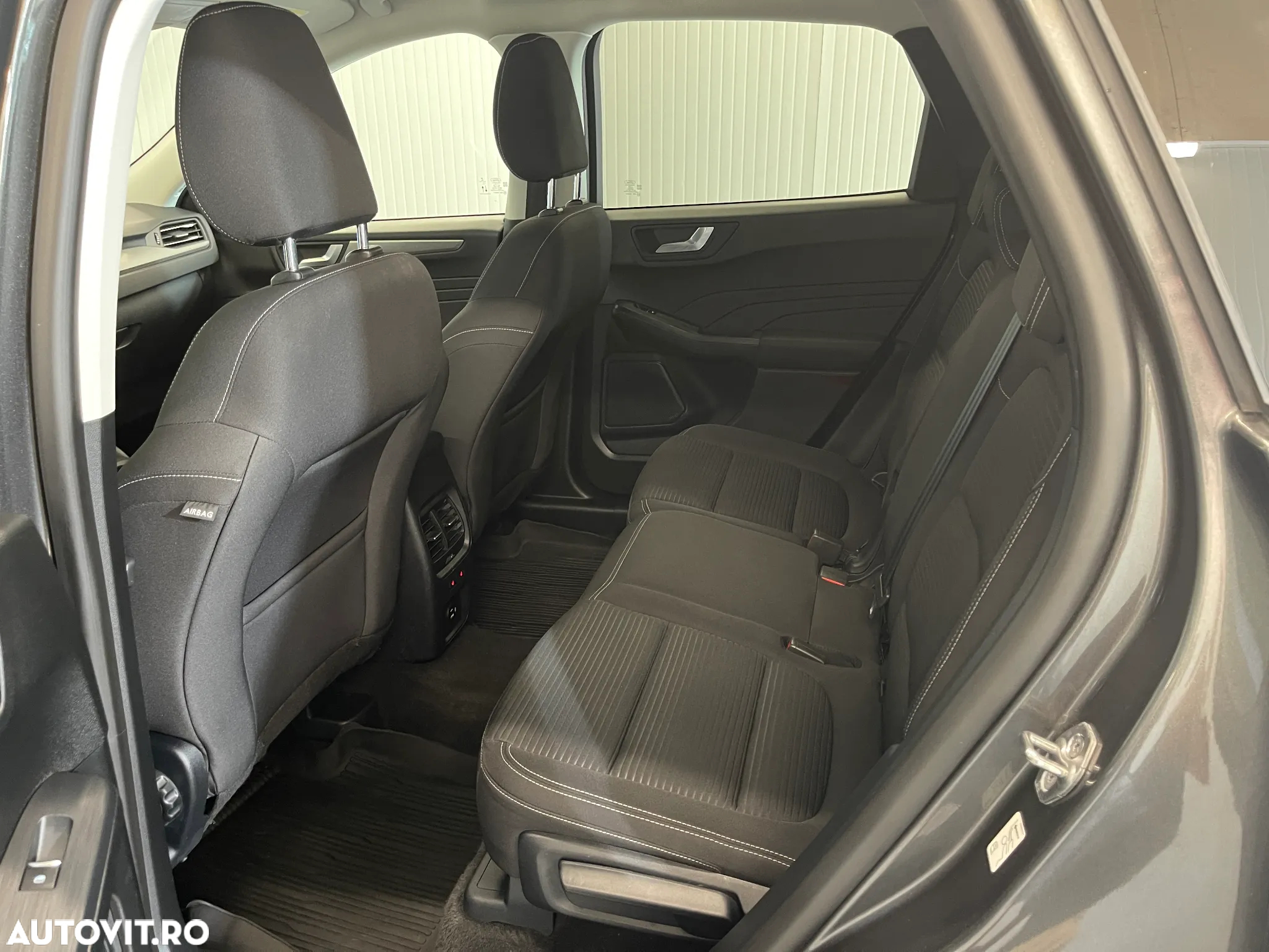 Ford Kuga 1.5 EcoBlue Aut. TITANIUM - 10