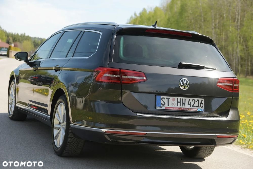 Volkswagen Passat 2.0 TDI (BlueMotion Technology) DSG Highline - 5