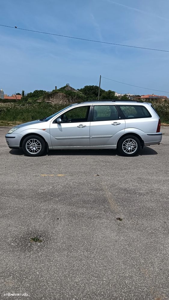 Ford Focus SW 1.8 TDCi Ghia - 4