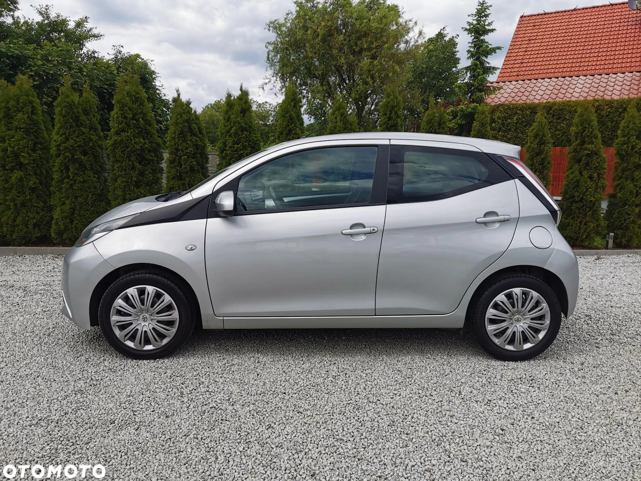 Toyota Aygo x-play - 18