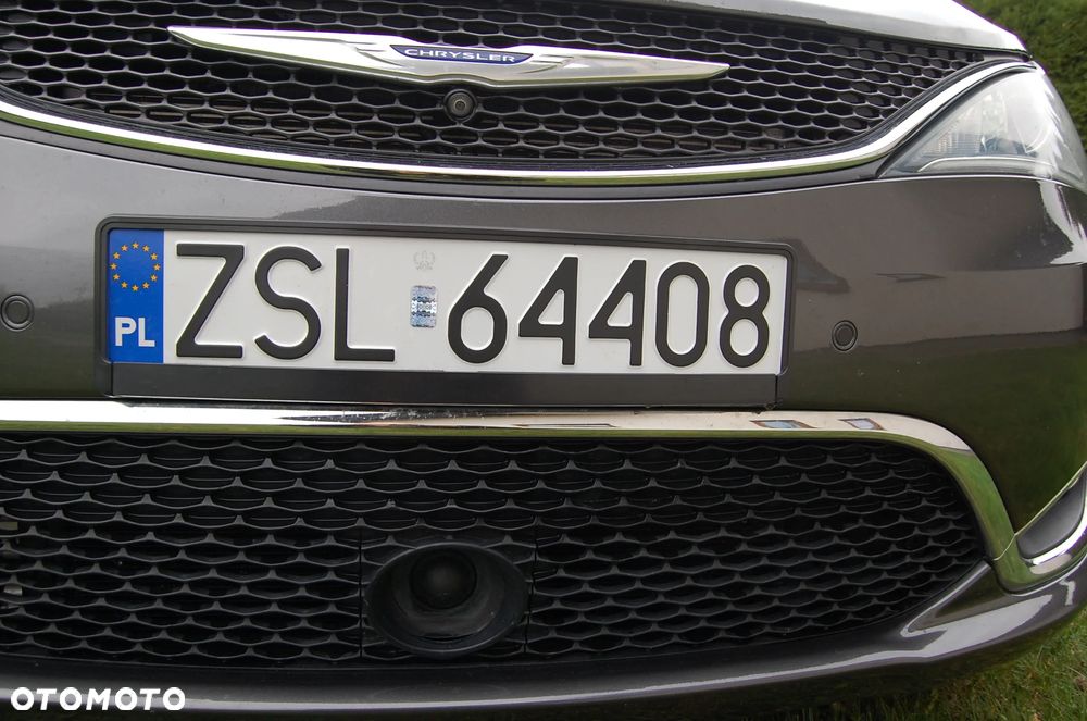 Chrysler Pacifica - 18