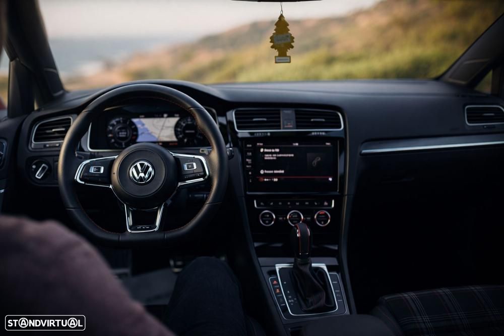 VW Golf 2.0 TSI GTI DSG - 13