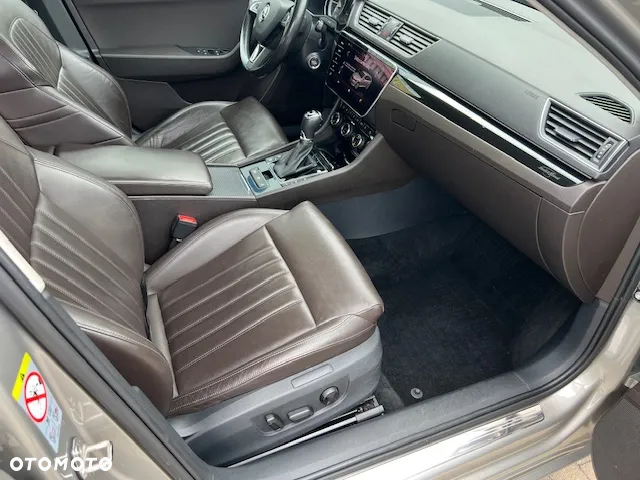 Skoda Superb 2.0 TDI L&K DSG - 15