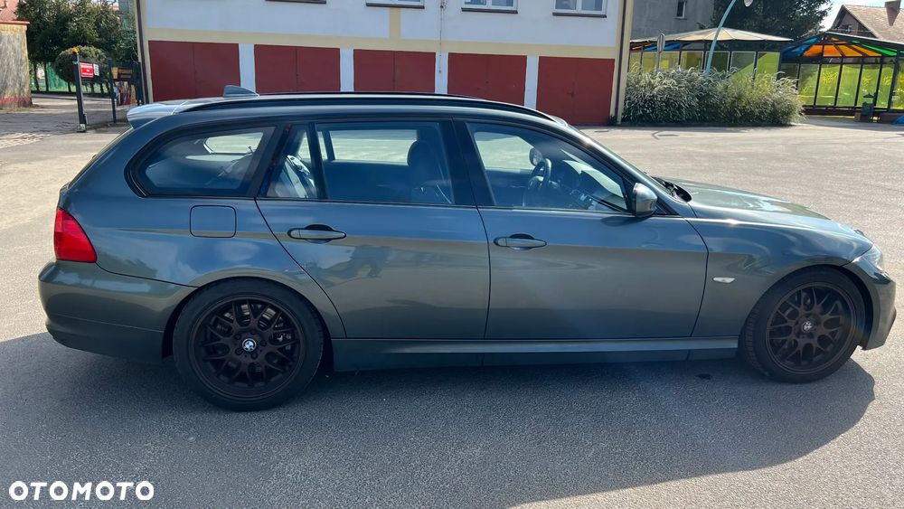 BMW Seria 3 330d - 7