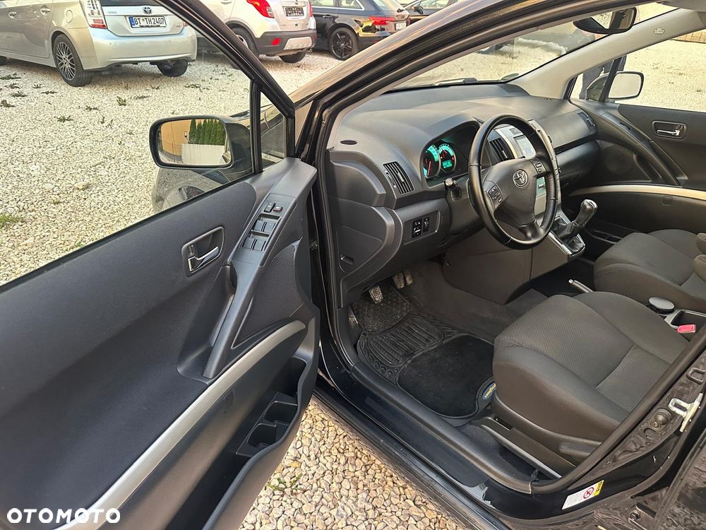 Toyota Corolla Verso 1.8 Sol 7os - 22