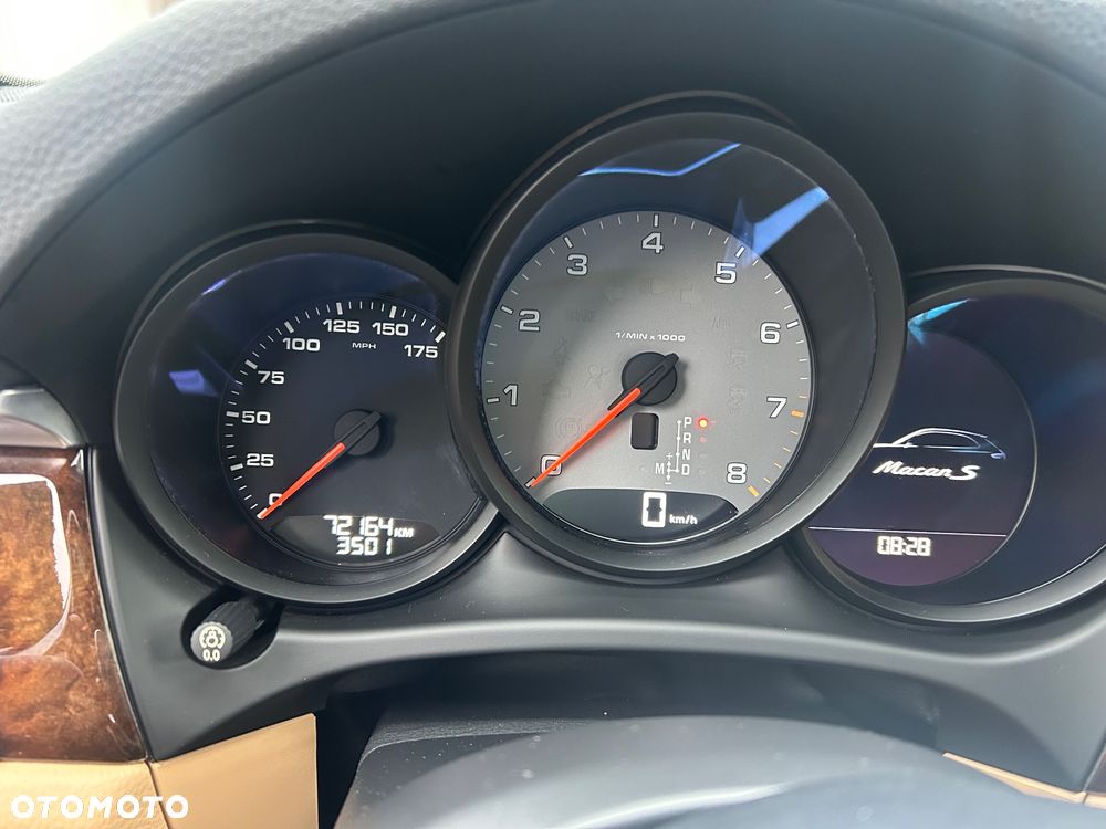 Porsche Macan S - 10