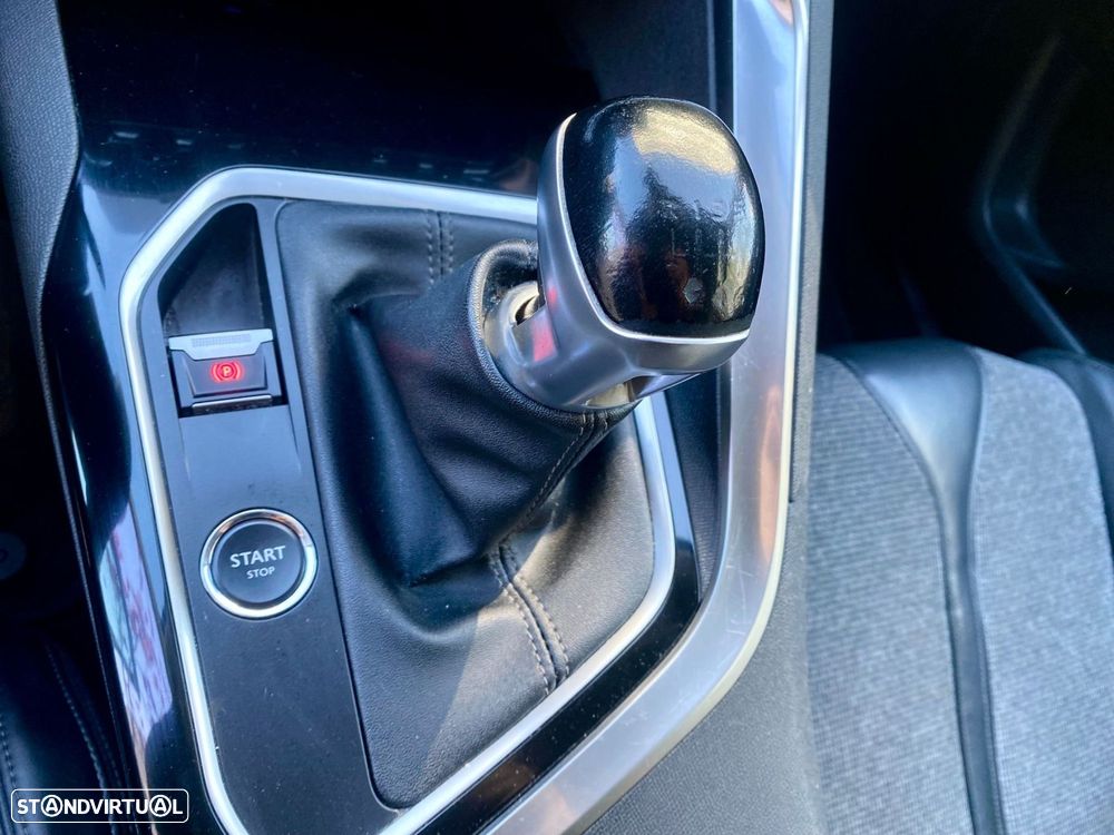 Peugeot 3008 1.5 BlueHDi Allure - 22