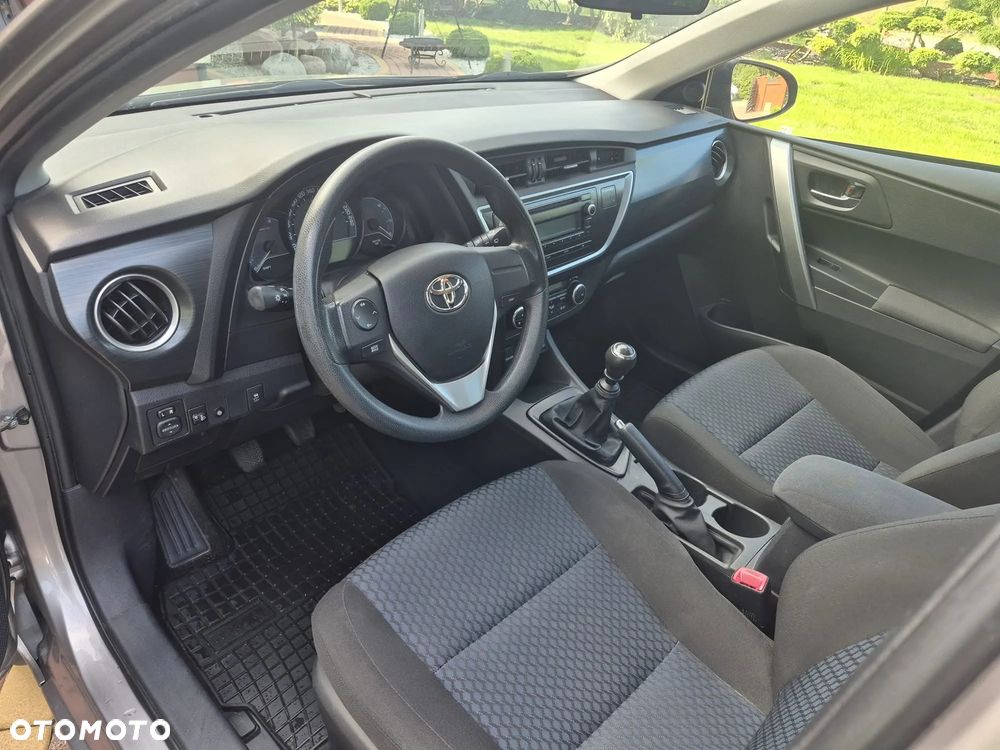 Toyota Auris 1.6 Active - 3