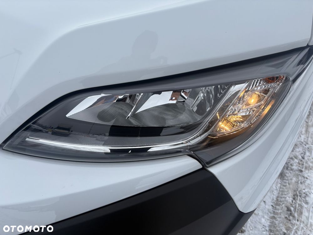 Toyota Proace MAX - 9