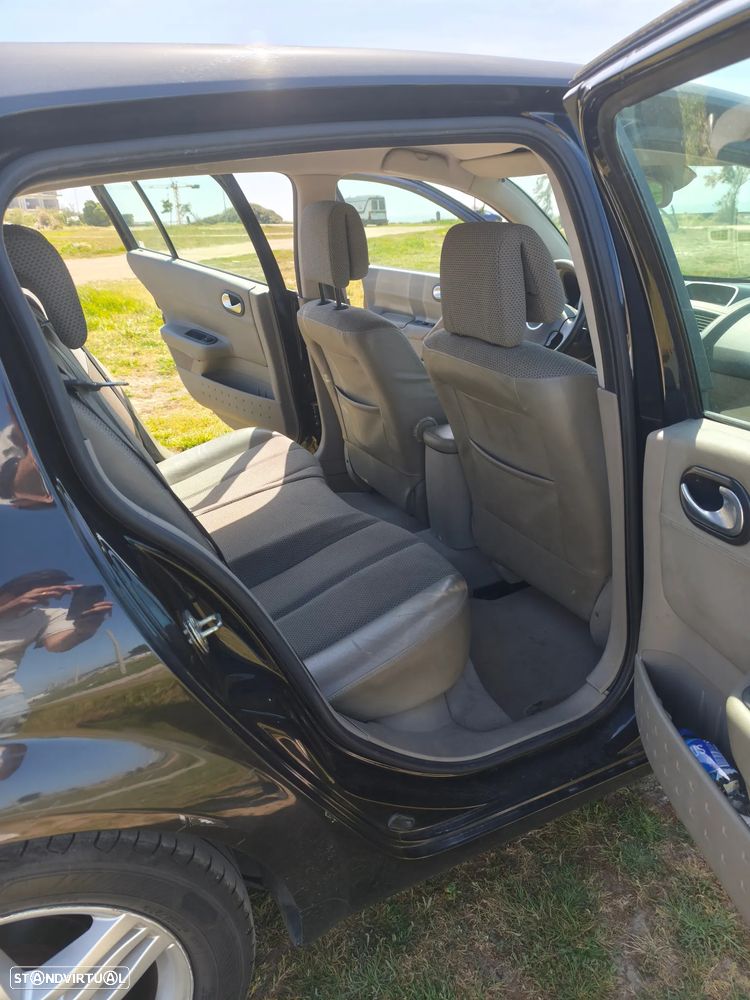 Renault Mégane 1.5 dCi Confort Privilège - 13