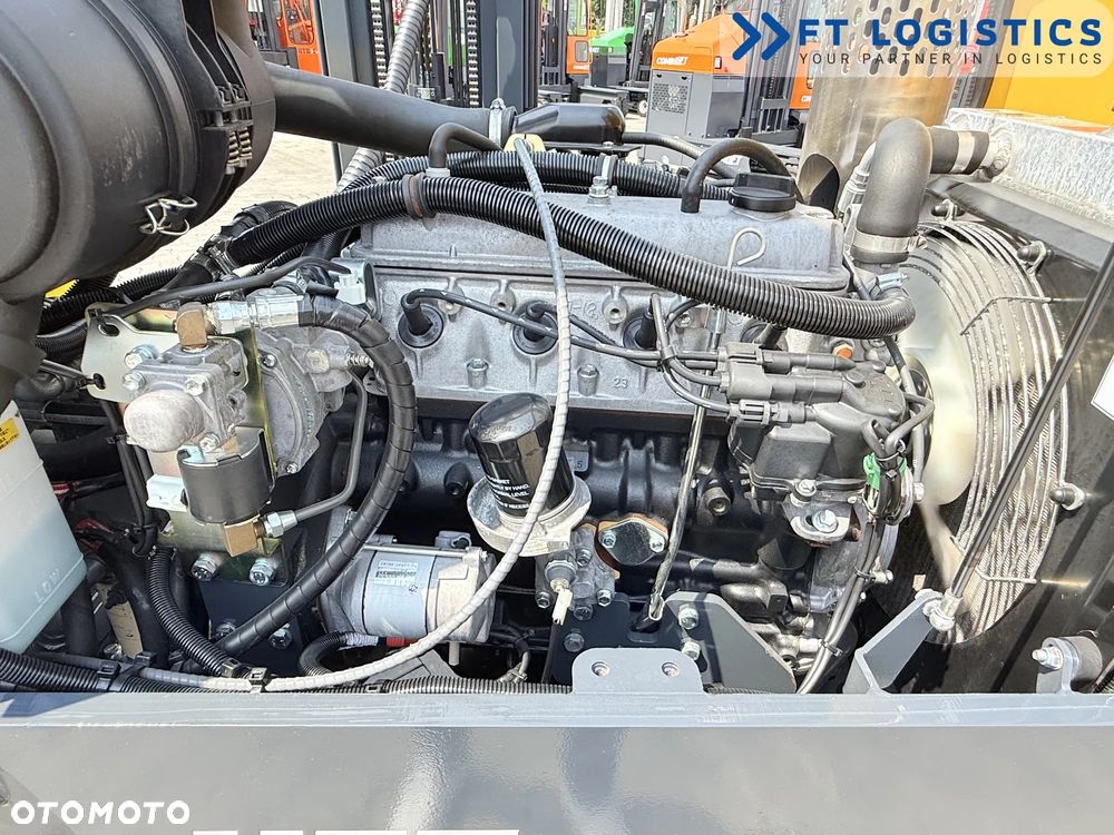 Combilift WÓZEK CZTEROKIERUNKOWY - WIELOKIERUNKOWY | COMBILIFT C3000 | GAS | TRIPLEX 6400MM | JEDYNE 953 MOTOGODZINY | POZYCJONER WIDEŁ | WOLNY SKOK | NOWE OPONY | PO SERWISIE | STAN IDEALNY - 29