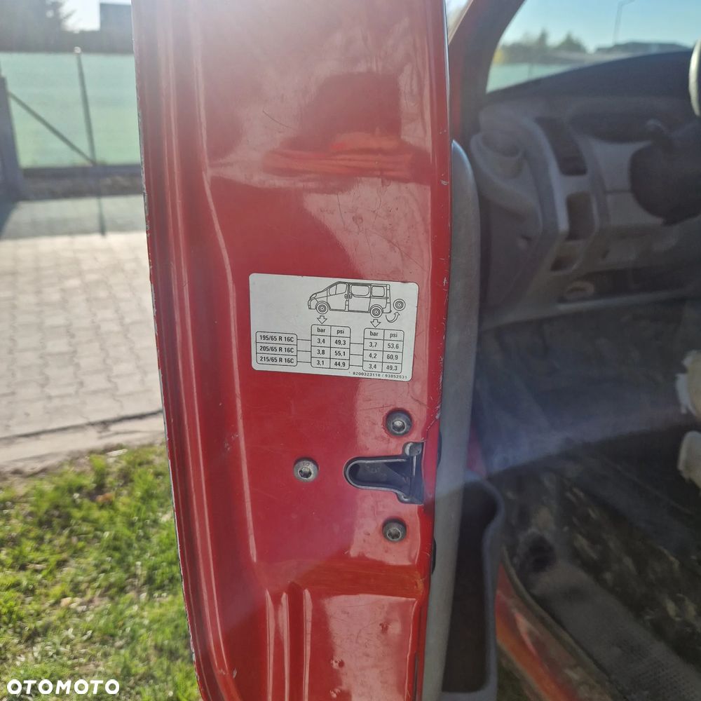 Renault Trafic 1,9 DCI - 11