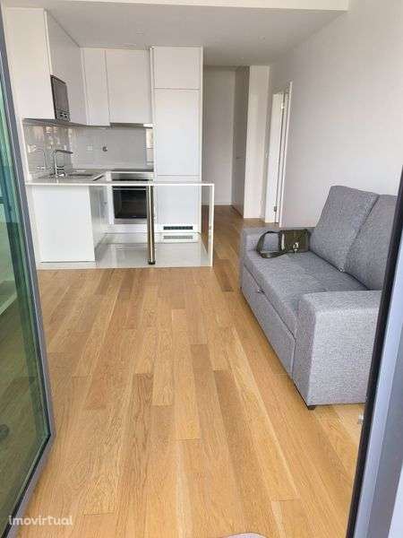 Apartamento T1 Novo – Gaia Centro | El Corte Inglés | Metro a 250m - Grande imagem: 3/11