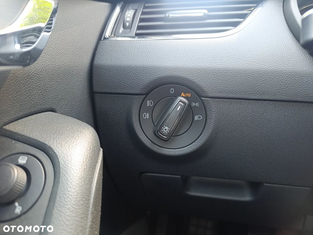 Skoda Octavia 1.5 TSI ACT Ambition - 22