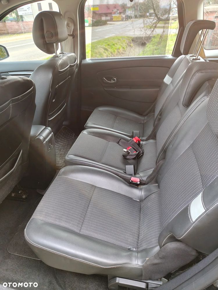 Renault Scenic 1.6 dCi Energy Bose Edition - 28