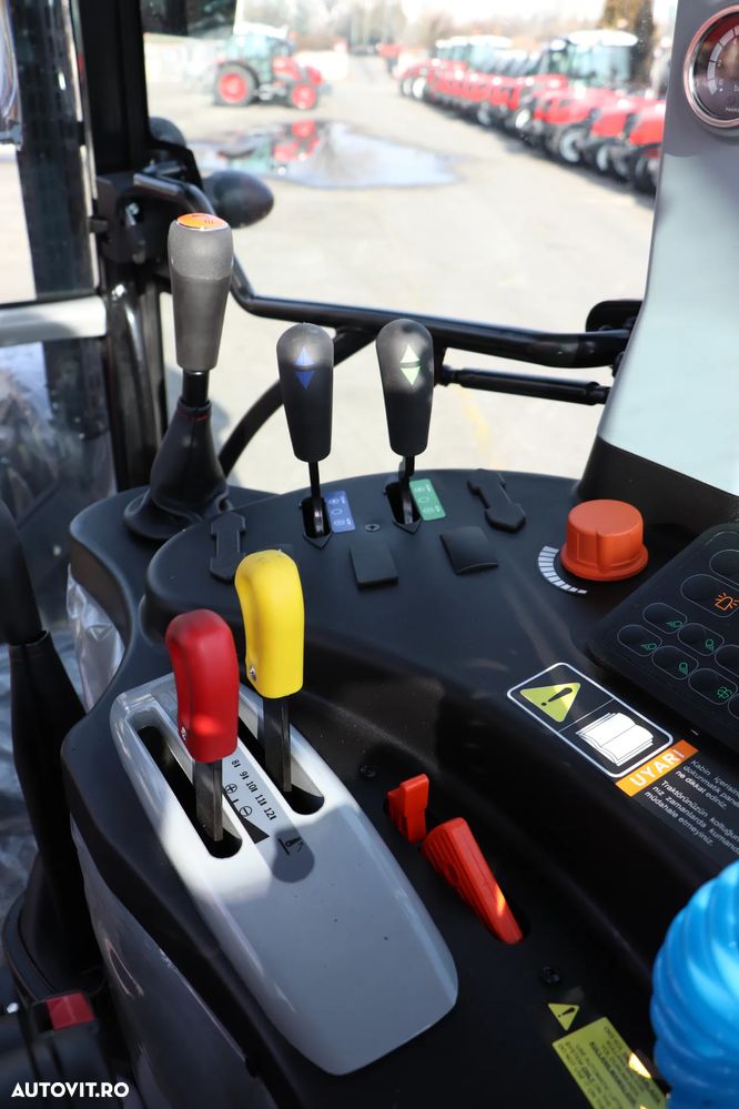 ARMATRAC 754E+ - 11
