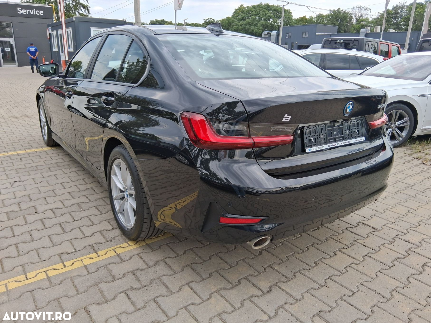 BMW Seria 3 330e AT PHEV - 6