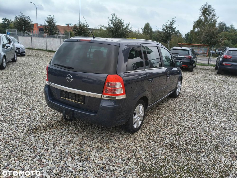 Opel Zafira - 3