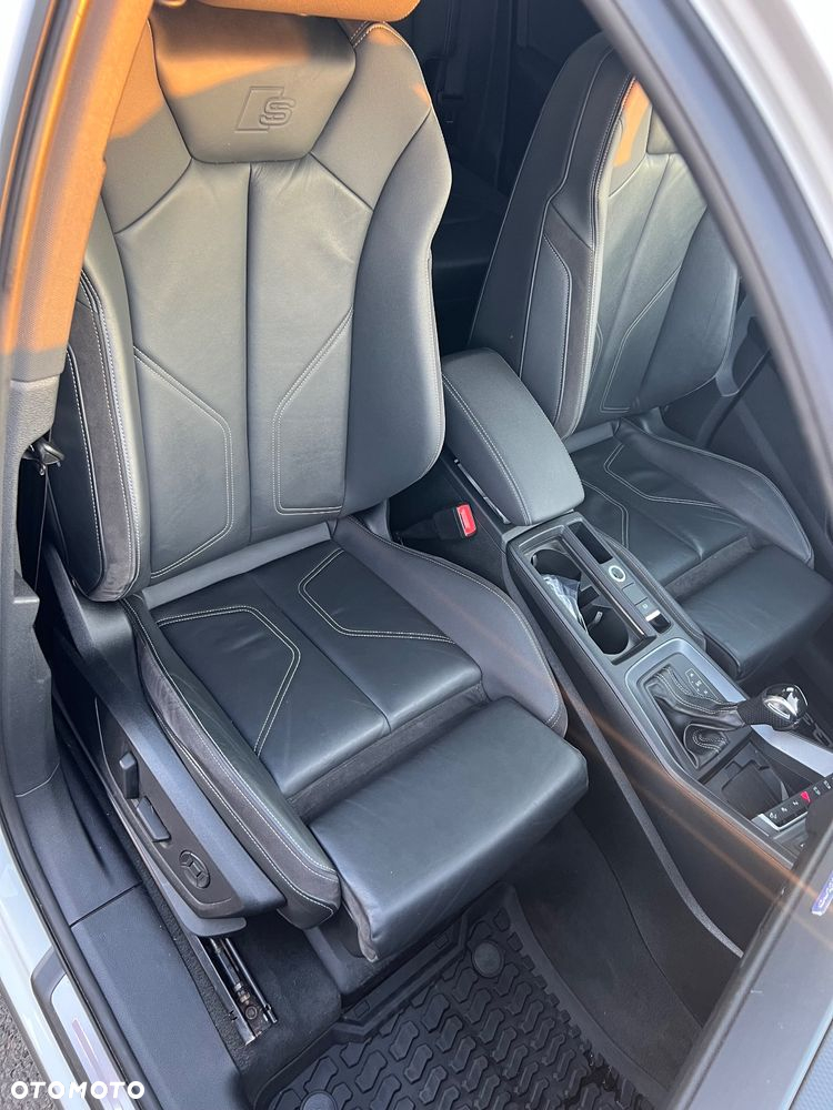 Audi Q3 45 TFSI Quattro S-Line S tronic - 4
