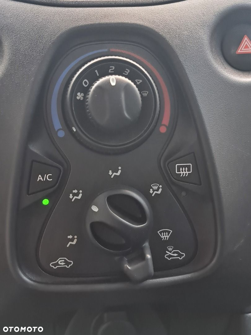 Toyota Aygo - 11