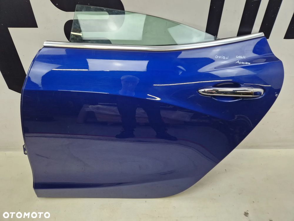 Drzwi tył tylne lewe kompletne Maserati Ghibli BLU EMOZIONE VR 406/C