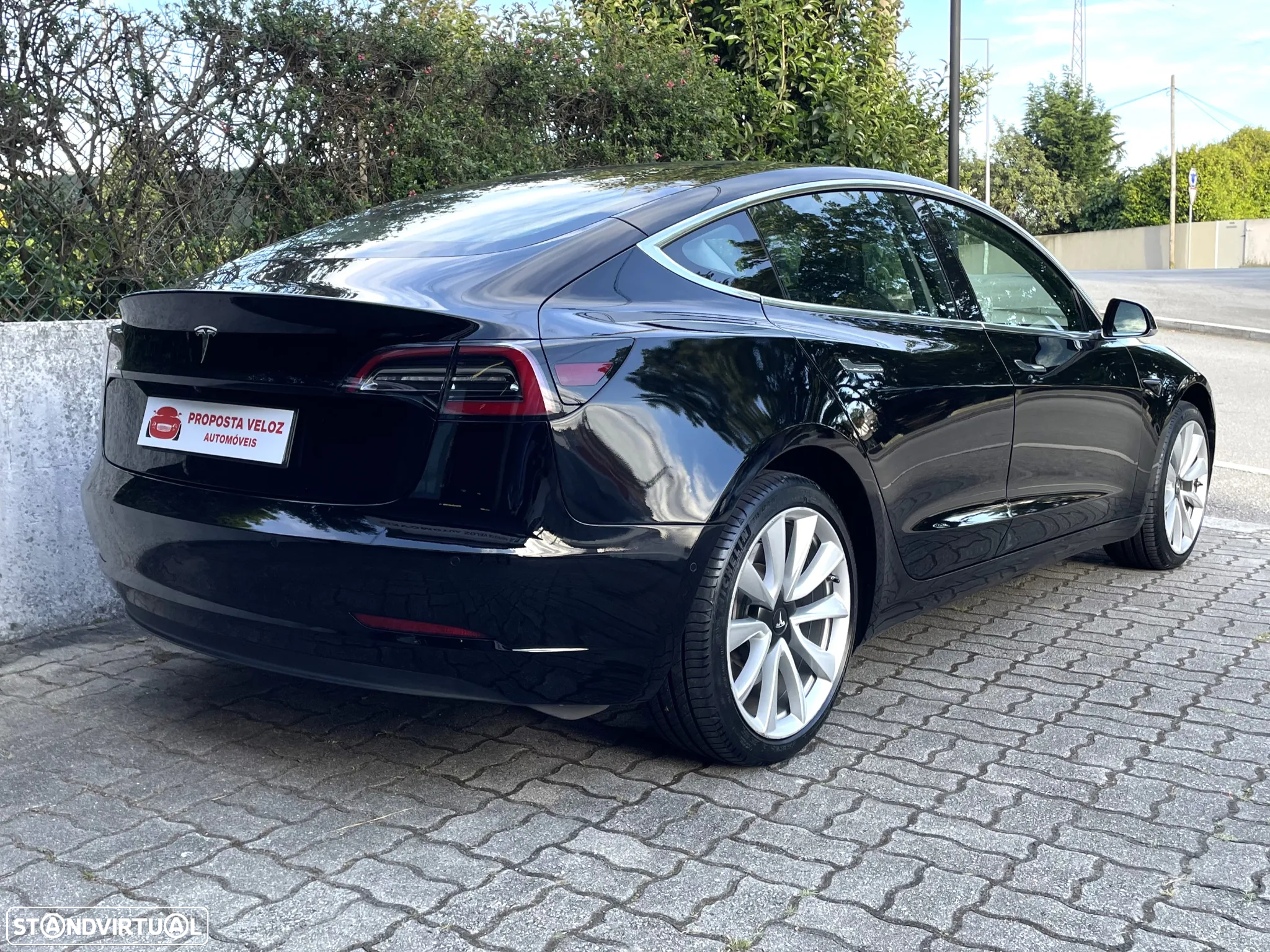 Tesla Model 3 Standard Range Plus RWD - 2