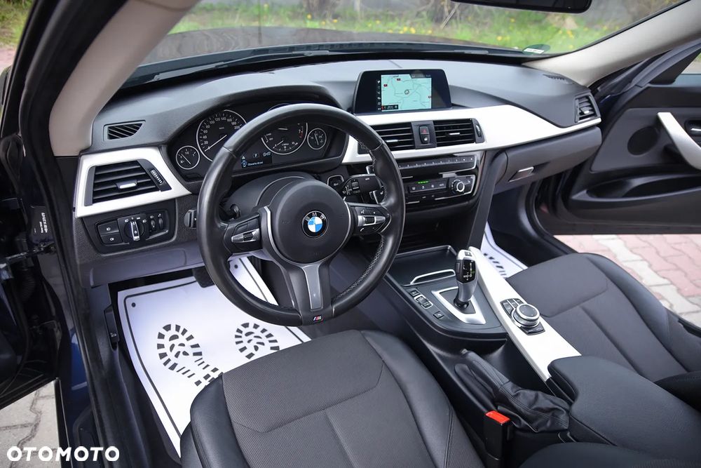 BMW Seria 3 320i xDrive Edition M Sport Shadow - 21