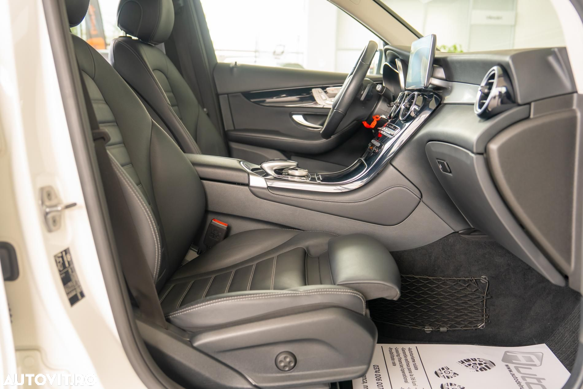 Mercedes-Benz GLC 250 4Matic 9G-TRONIC Exclusive - 18
