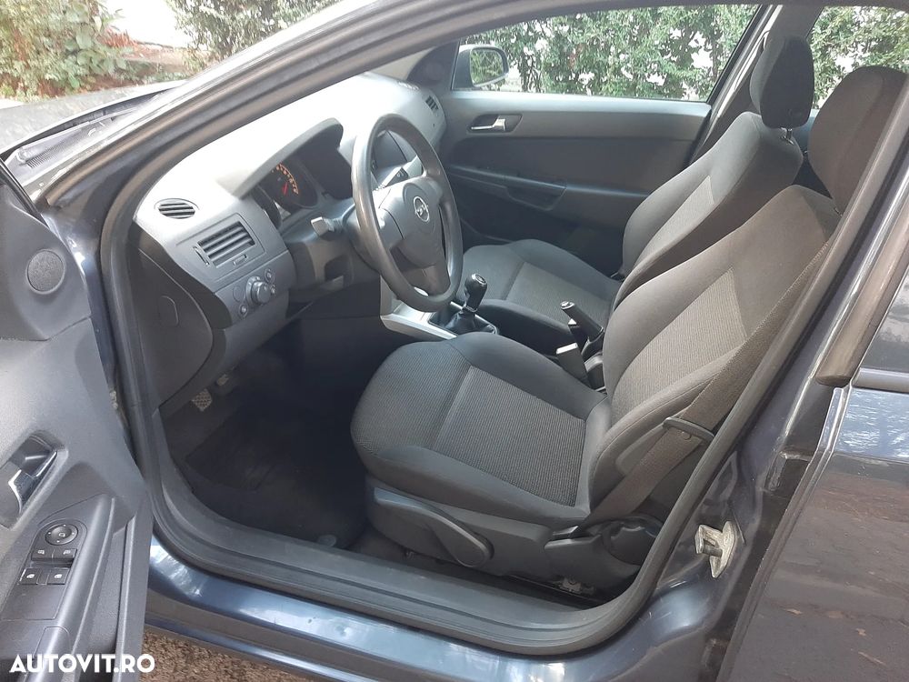 Opel Astra - 14