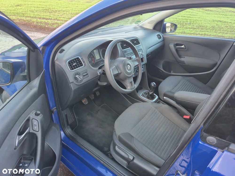 Volkswagen Polo 1.4 16V Comfortline - 8