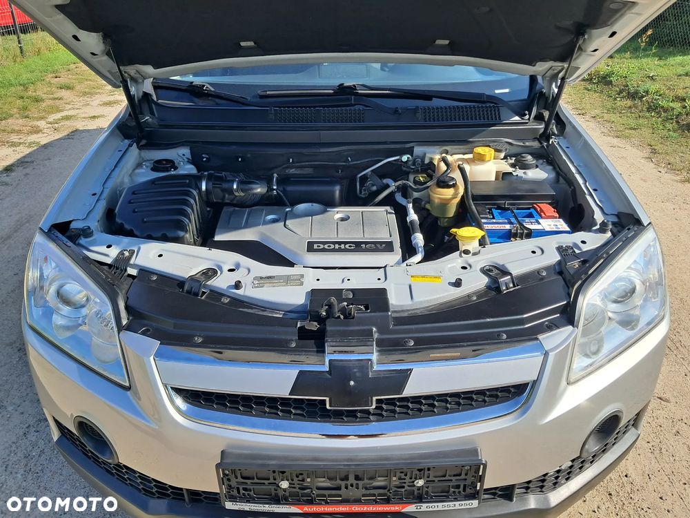 Chevrolet Captiva 2.4 2WD 5 Sitzer LS - 23