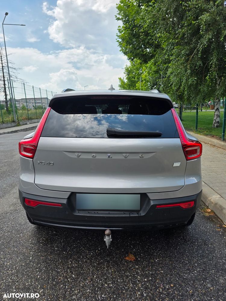 Volvo XC 40 Recharge 69 kWh Single Motor RWD Core - 2
