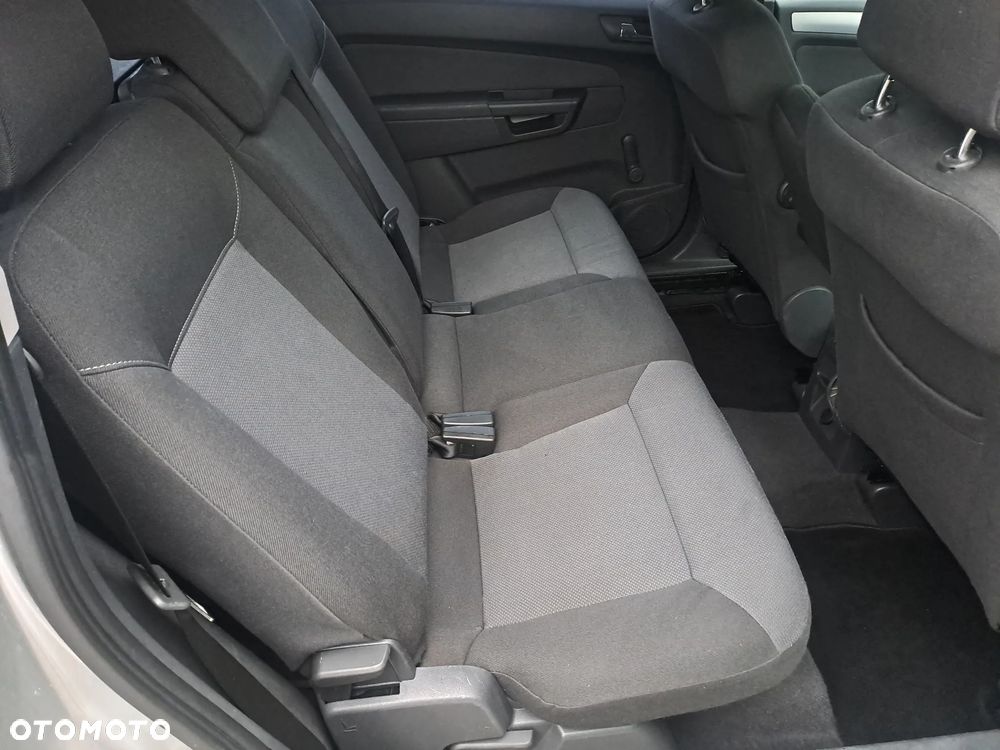 Opel Zafira 1.8 Cosmo - 21