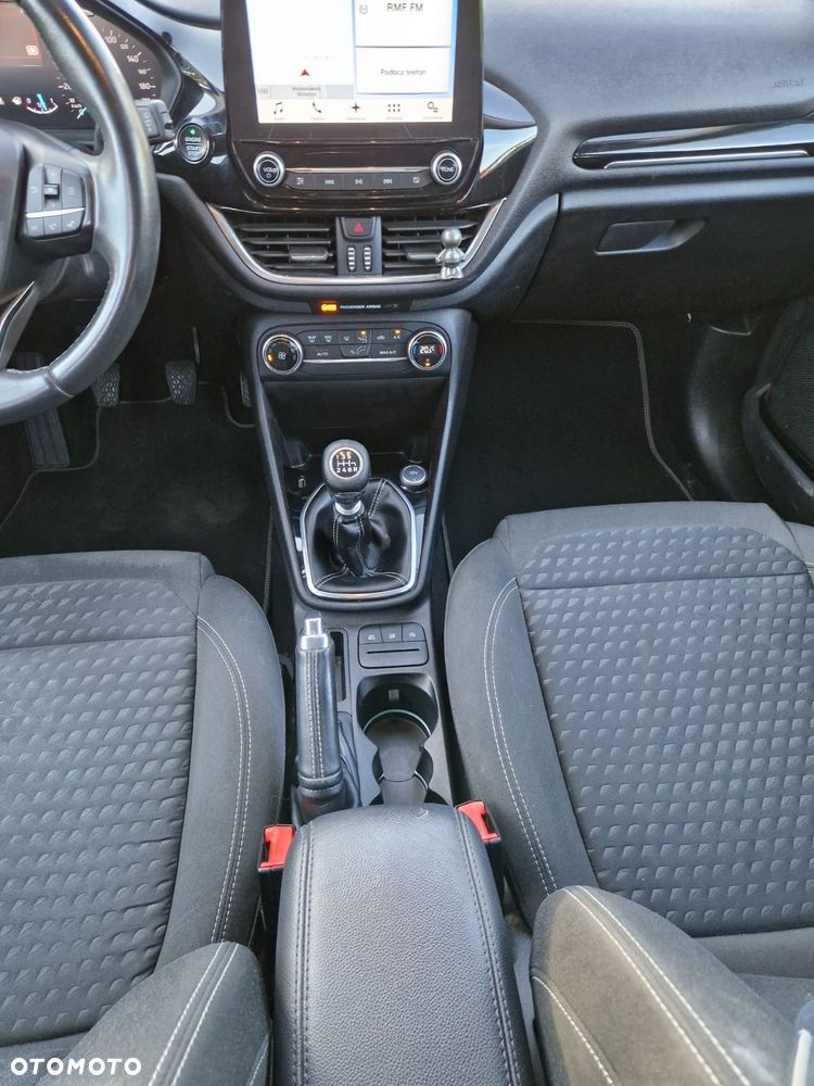 Ford Fiesta - 21