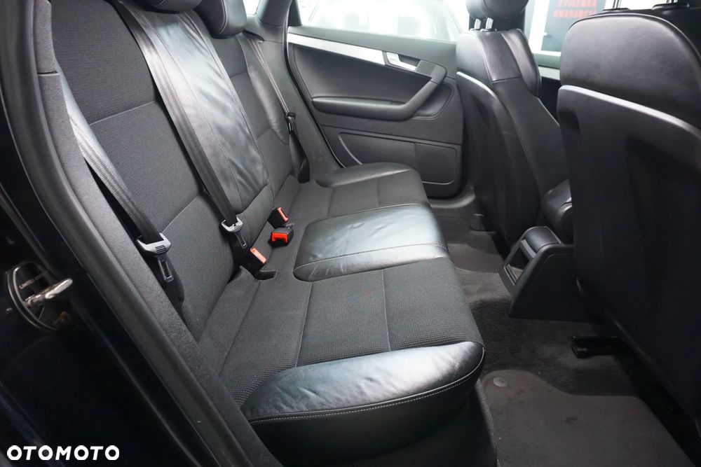 Audi A3 Sportback 2.0 TDI DPF (DSG) S tronic S line Sportpaket plus - 19