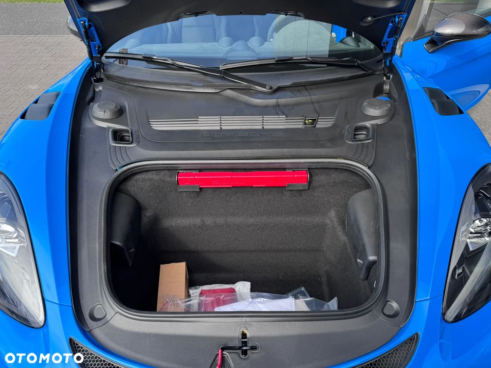 Porsche 718 Spyder - 23