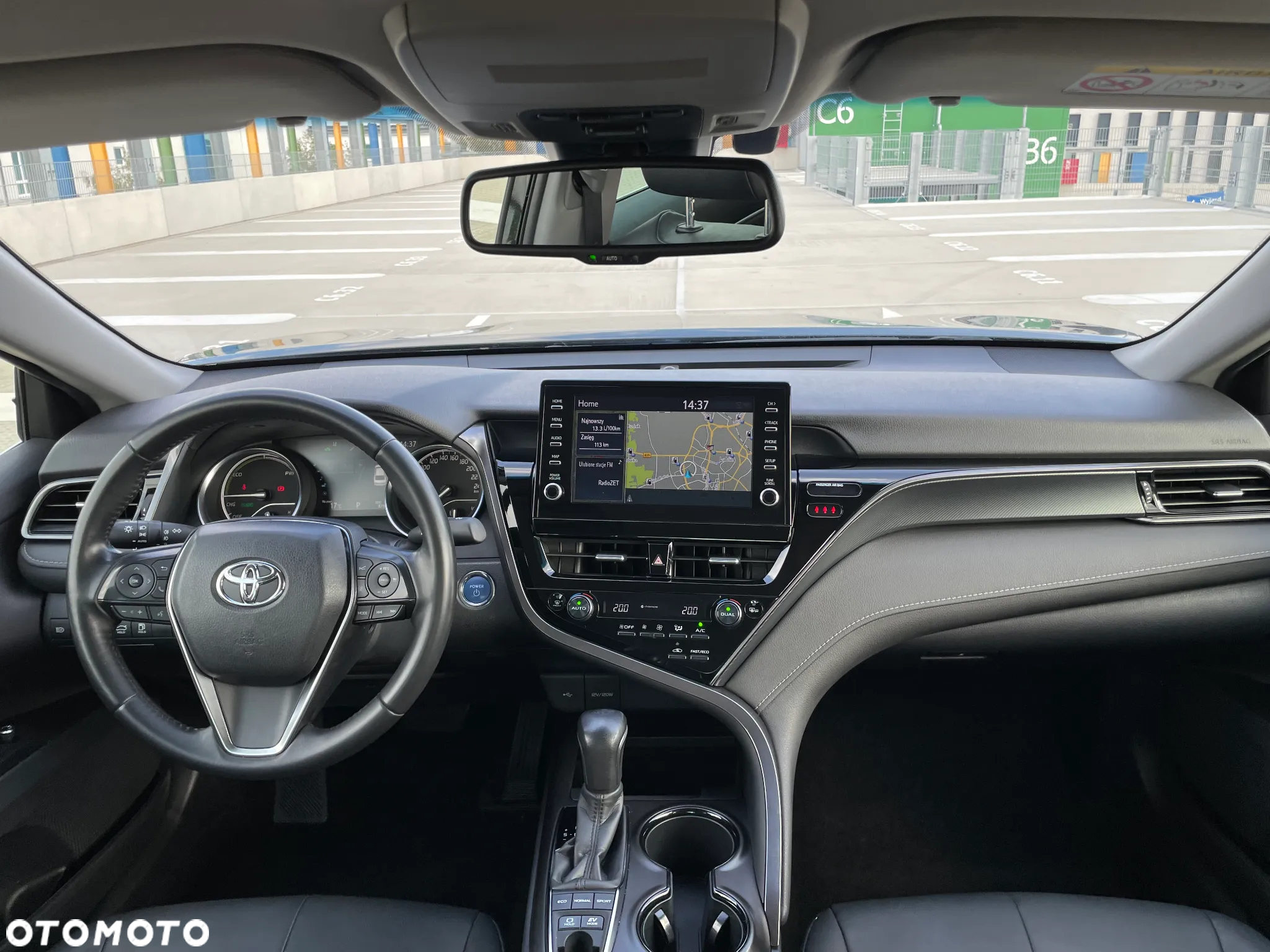 Toyota Camry 2.5 Hybrid Prestige CVT - 32