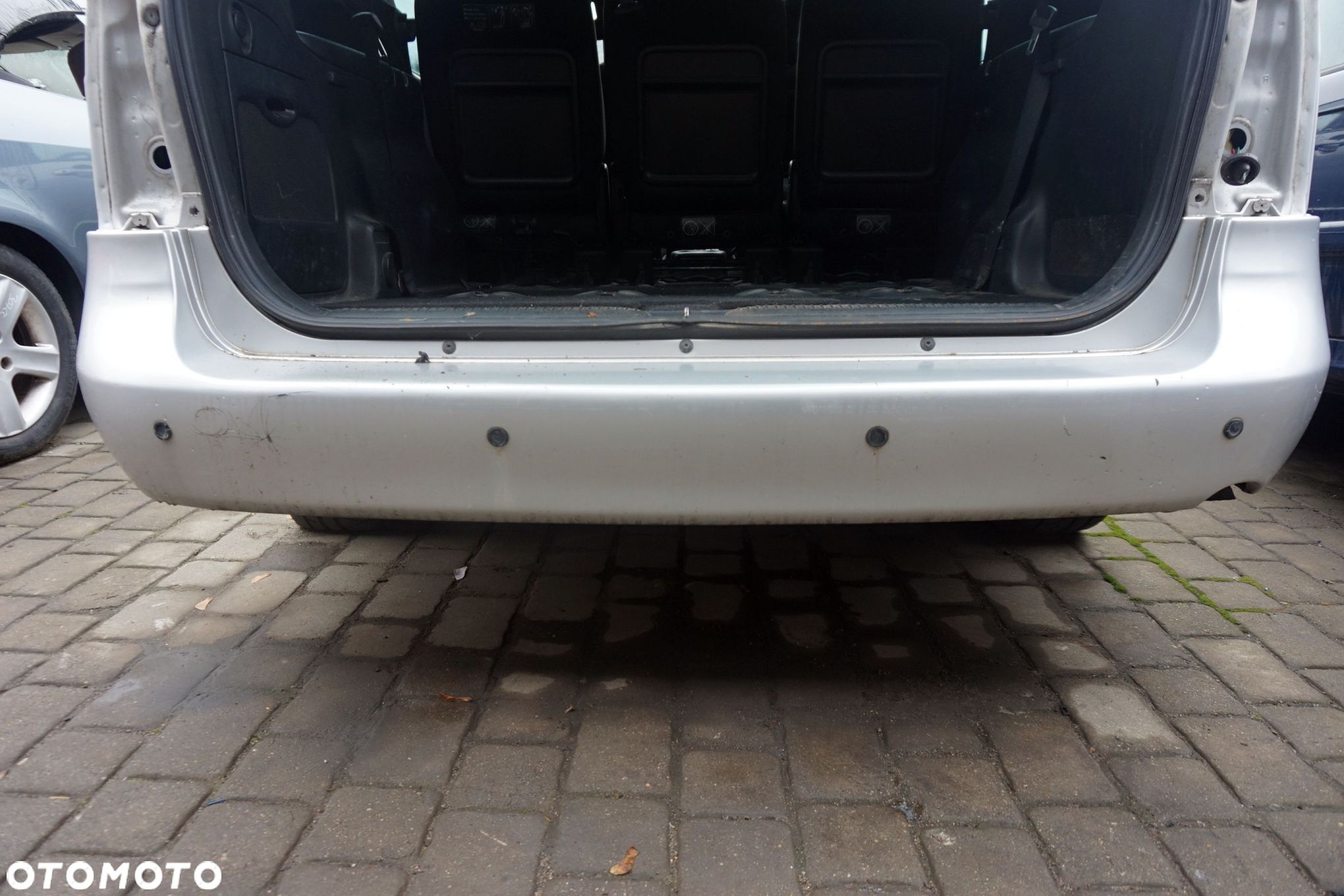 ZDERZAK TYLNY MPV II LW LIFT 22V  SREBRNY MAZDA 2004-2006 - 1