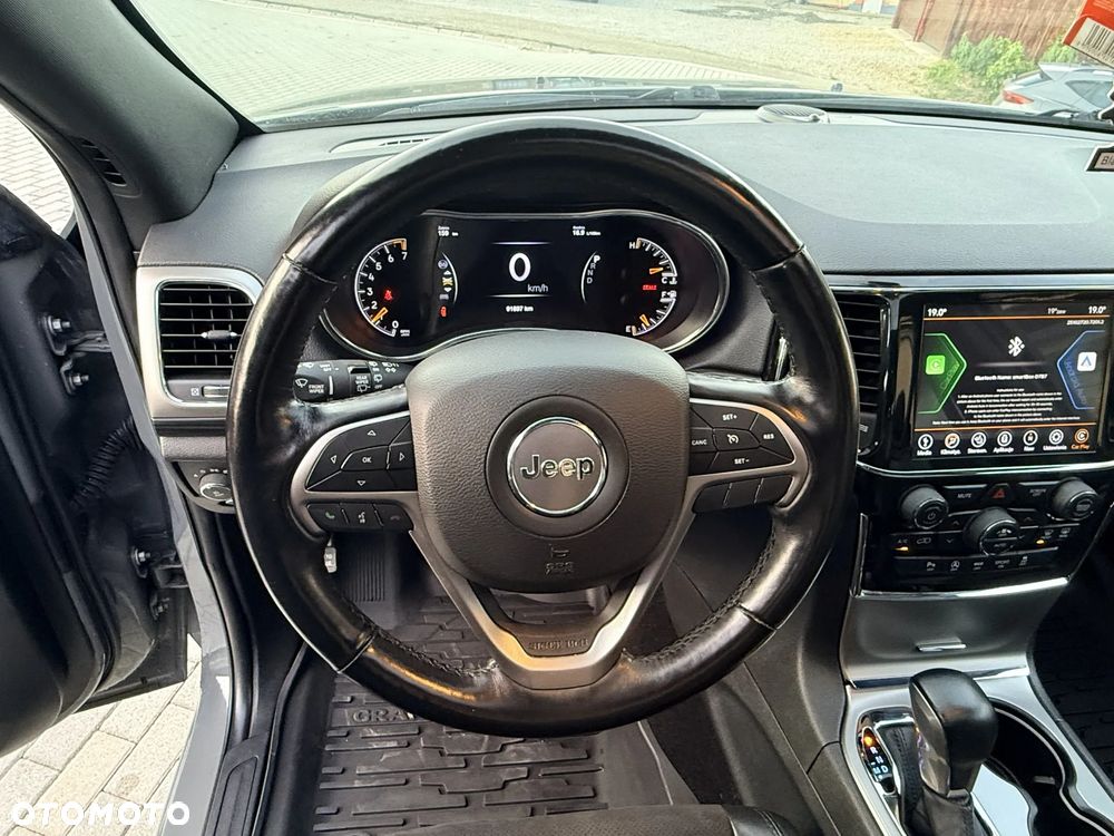 Jeep Grand Cherokee - 13