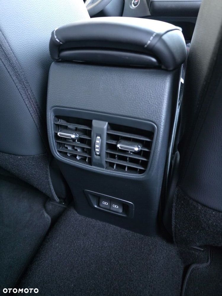Toyota Corolla 1.8 Hybrid GR Sport - 25
