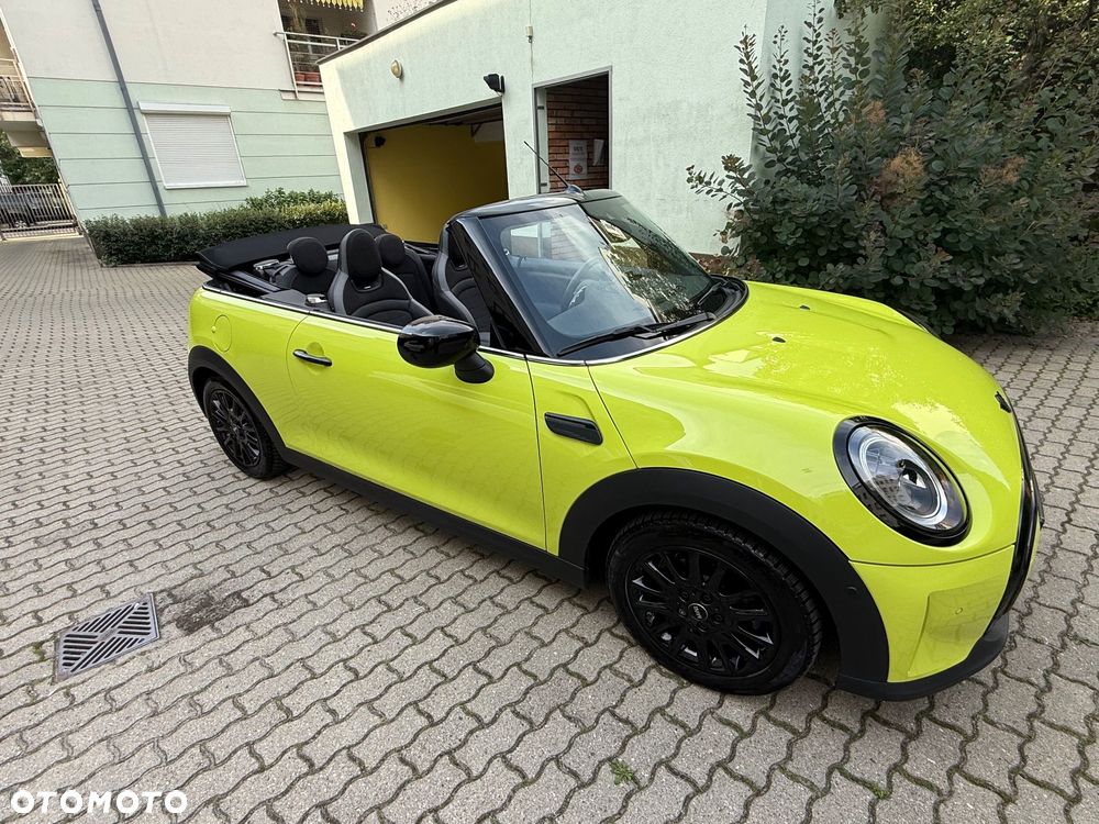 MINI Cooper John Works Trim - 2