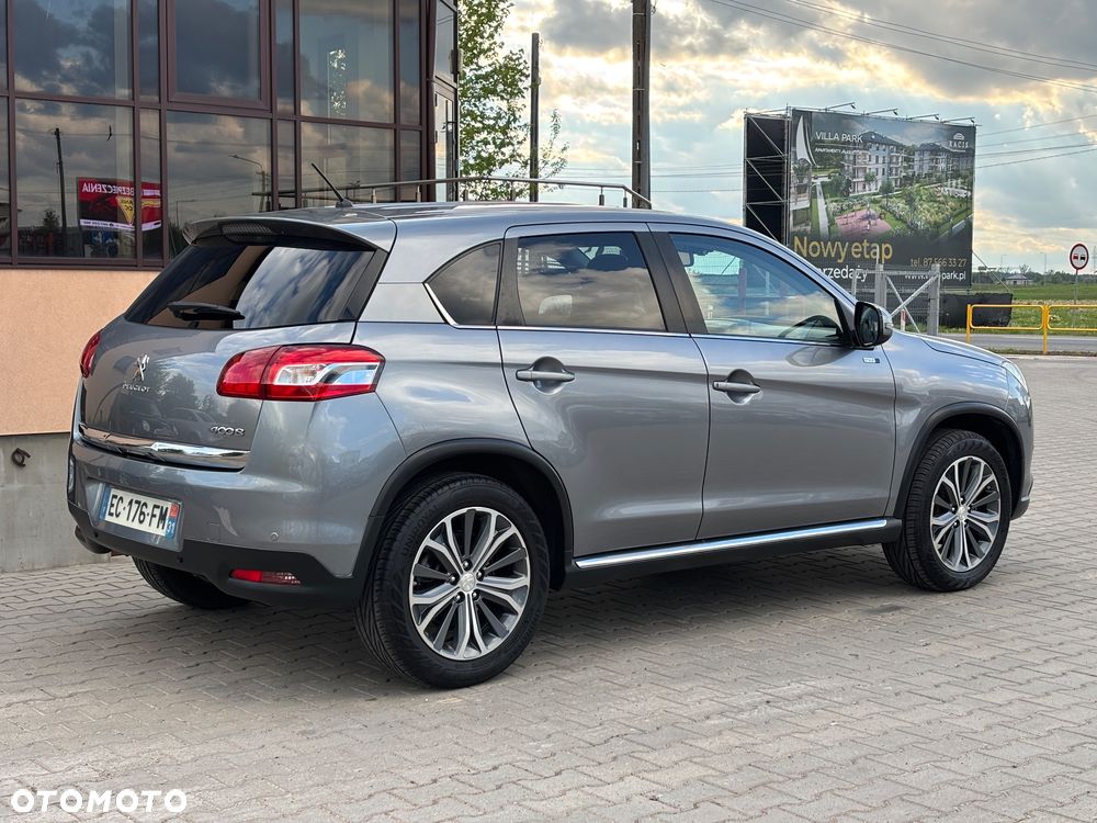 Peugeot 4008 - 15
