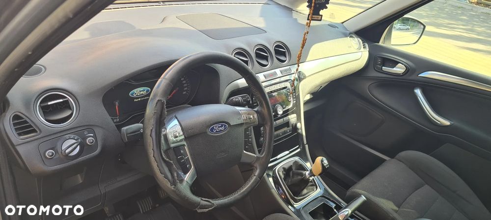 Ford S-Max 2.0 TDCi DPF Titanium - 10