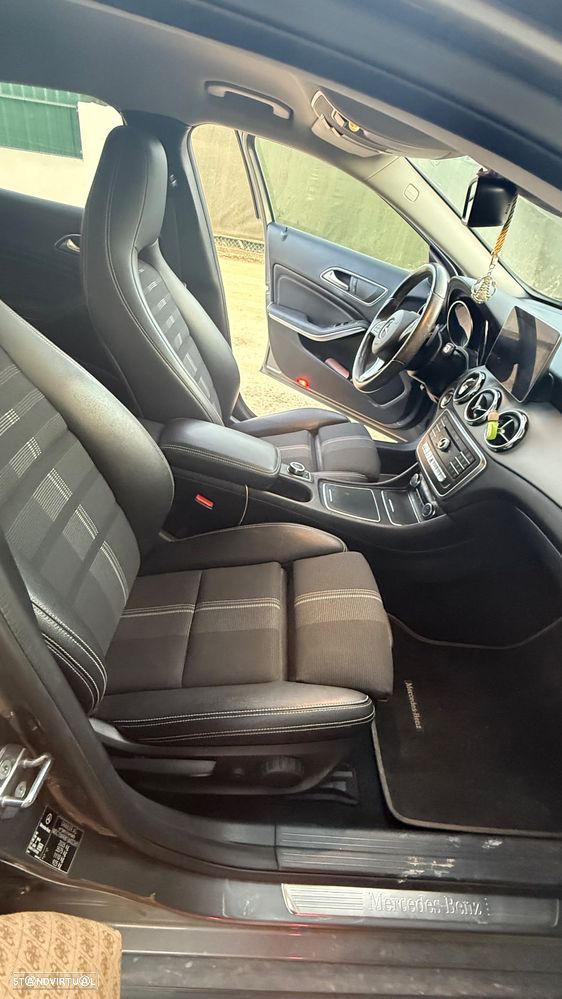 Mercedes-Benz GLA 200 d Aut. - 5