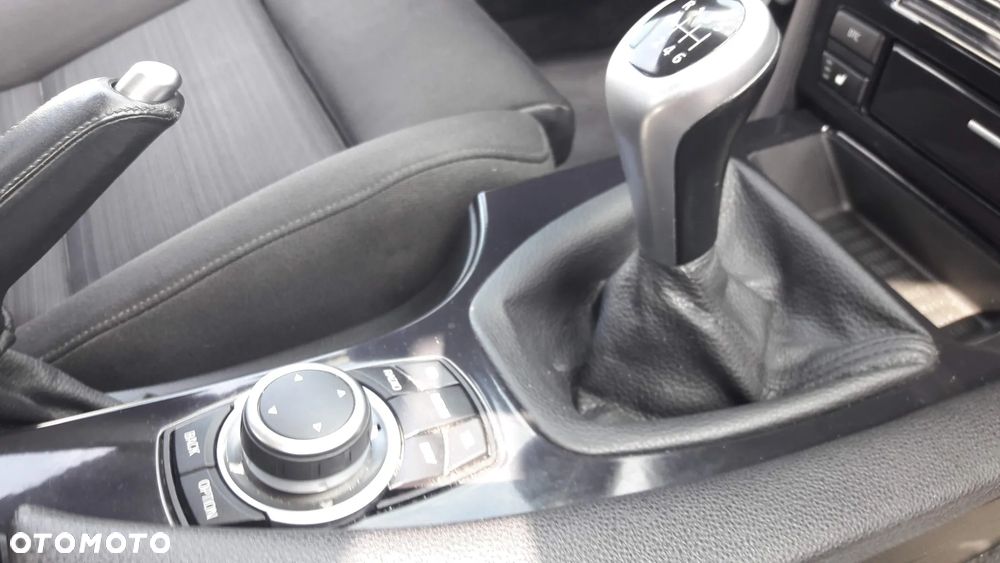 BMW Seria 5 520d - 5