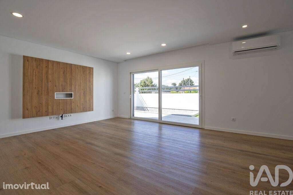 Casa T4 em Fernão Ferro de 106,00 m2 - Grande imagem: 4/30