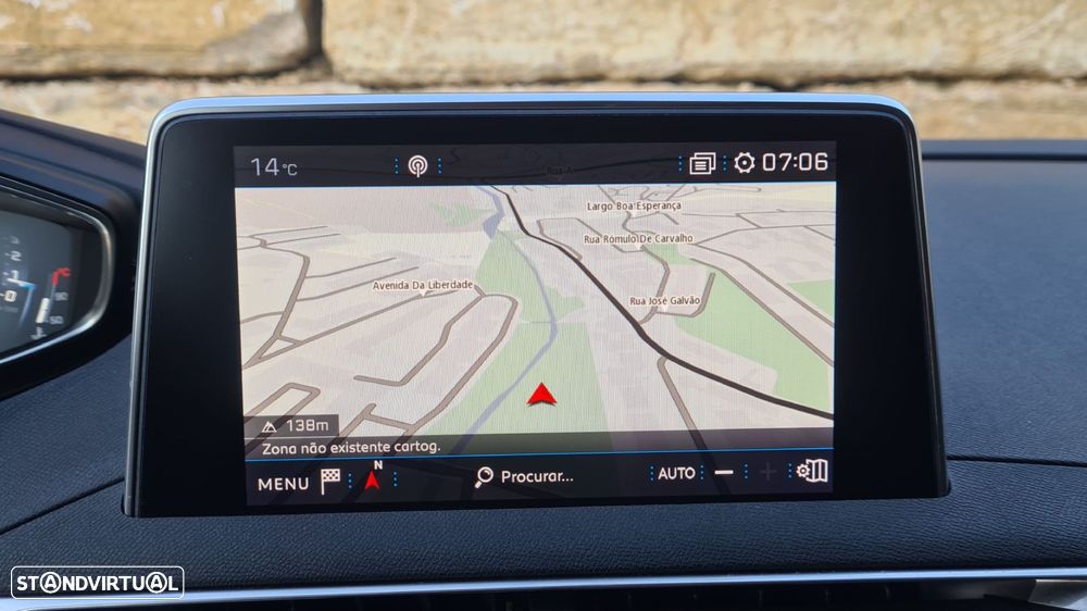 Peugeot 5008 1.5 BlueHDi Allure EAT8 - 18